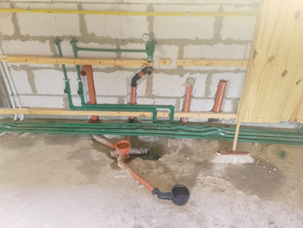 Instalación de plomería — CAMAÑO HIDROGAS